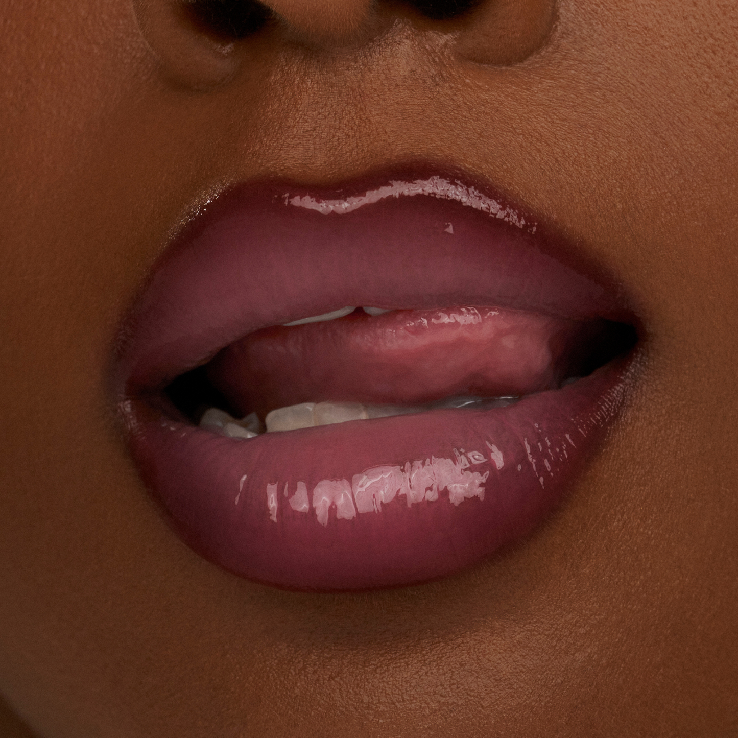 LIP VOLUME HACK TRIO (3 Shades, Lip Mate Pencil & Melting Balm & Color Gloss)